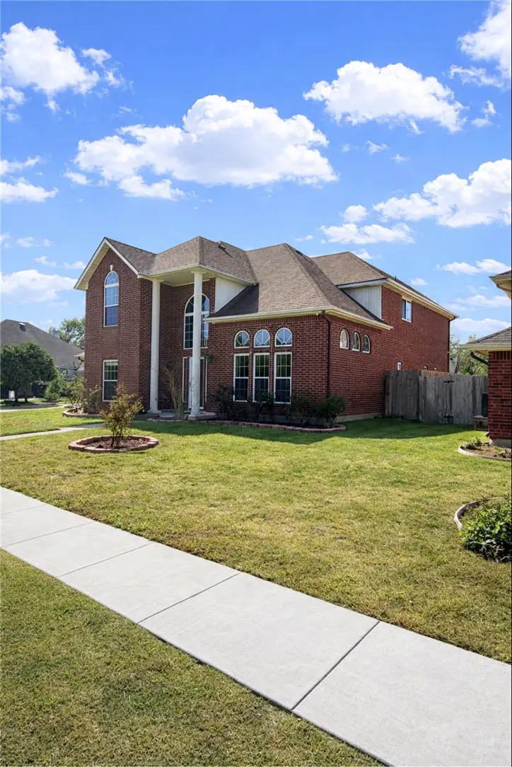 4513 Ammer Lake Drive, Corpus Christi, TX 78413 - #2