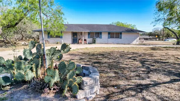 16202 Fm 624, Robstown, TX 78380