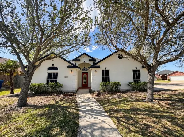 1211 Meadowbrook Drive, Portland, TX 78374