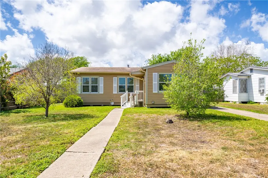 3651 Lawnview Street, Corpus Christi, TX 78411 - #2