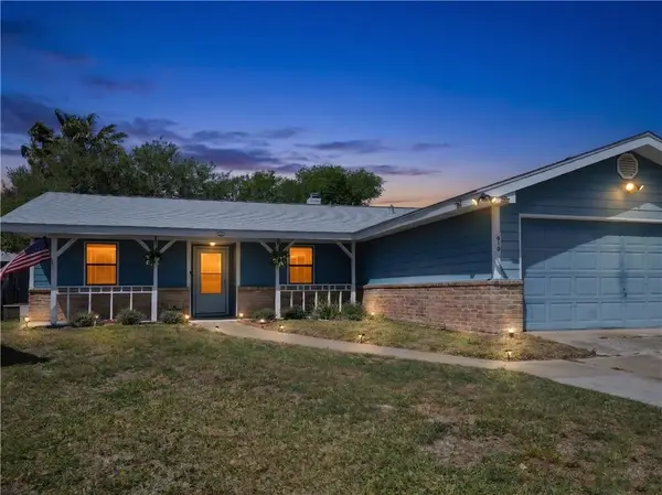 910 Twite Circle, Corpus Christi, TX 78418