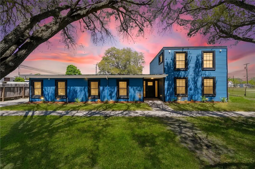 9918 Leopard St, Corpus Christi, TX 78410 - #1