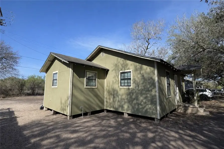 313 Saint Joseph Street, Alice, TX 78332 - #2