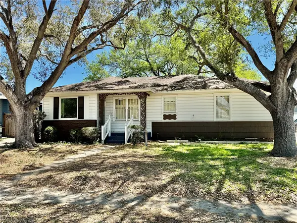 4010 Lowman Street, Corpus Christi, TX 78411