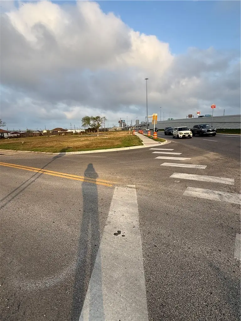 1210 Kennedy Avenue, Corpus Christi, TX 78407 - #3