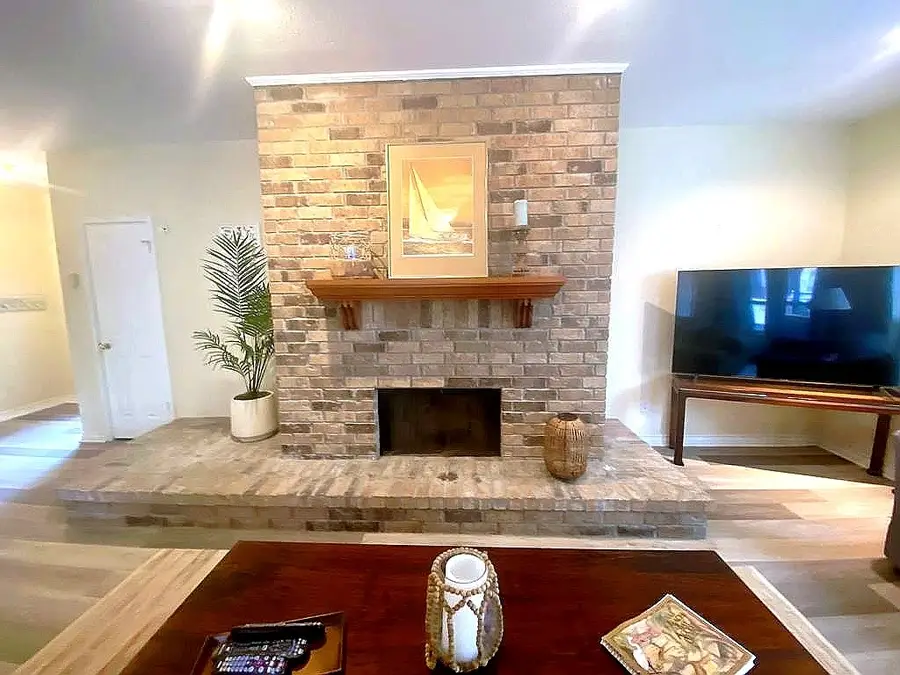 210 Oak Bay Street, Rockport, TX 78382 - #2