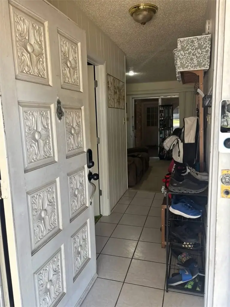 1601 Andrea Street, Alice, TX 78332 - #2