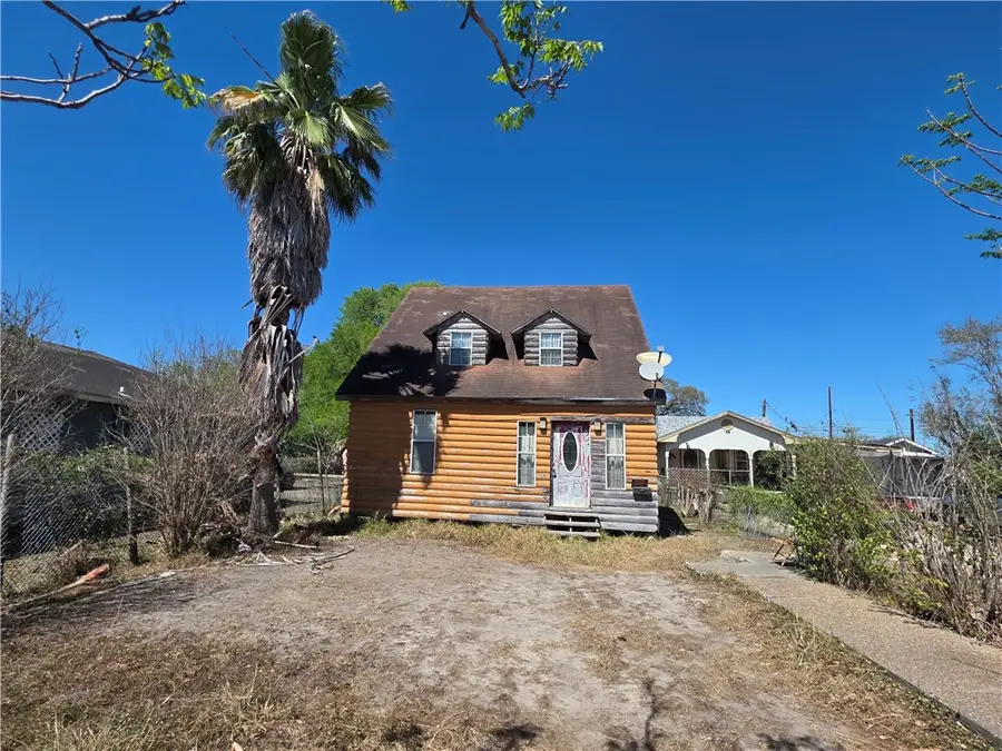 939 Benavides Street, Robstown, TX 78380 - #2