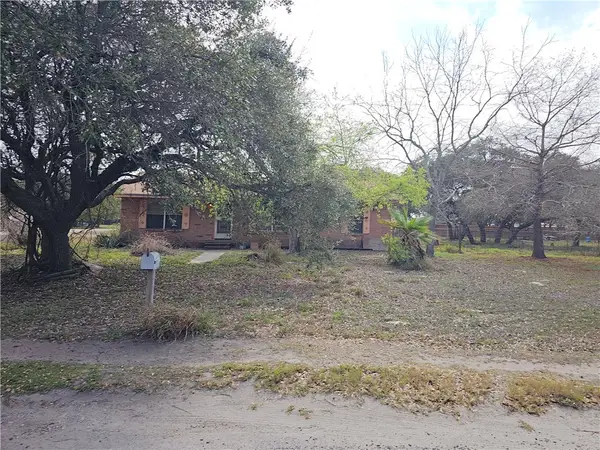 261 N 11th Street, Aransas Pass, TX 78336