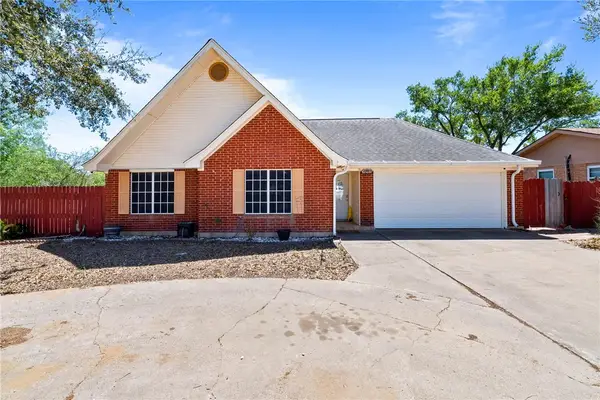 1201 Alaska Street, Alice, TX 78332