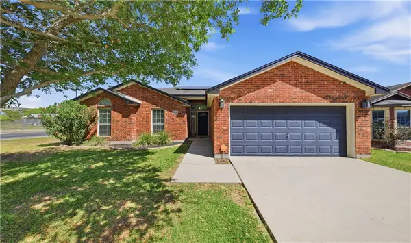 3338 Wood Creek Drive, Corpus Christi, TX 78410