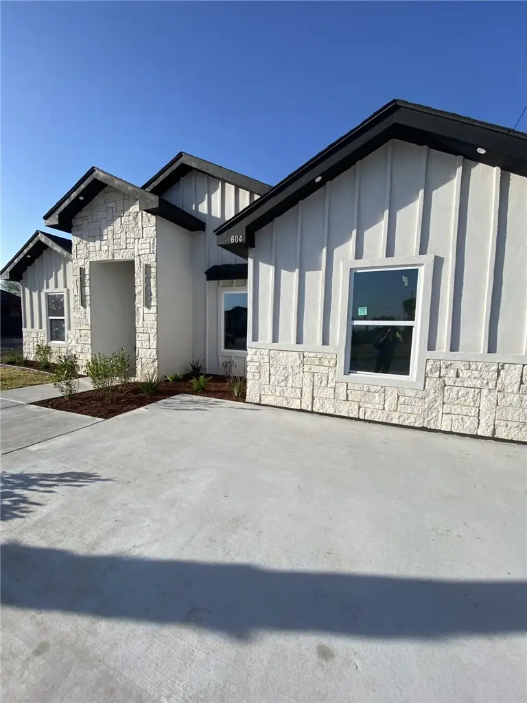 604 W La Quinta Drive, Pharr, TX 78577 - #2