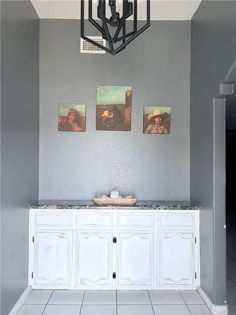 614 Cactus, Alice, TX 78332 - #2