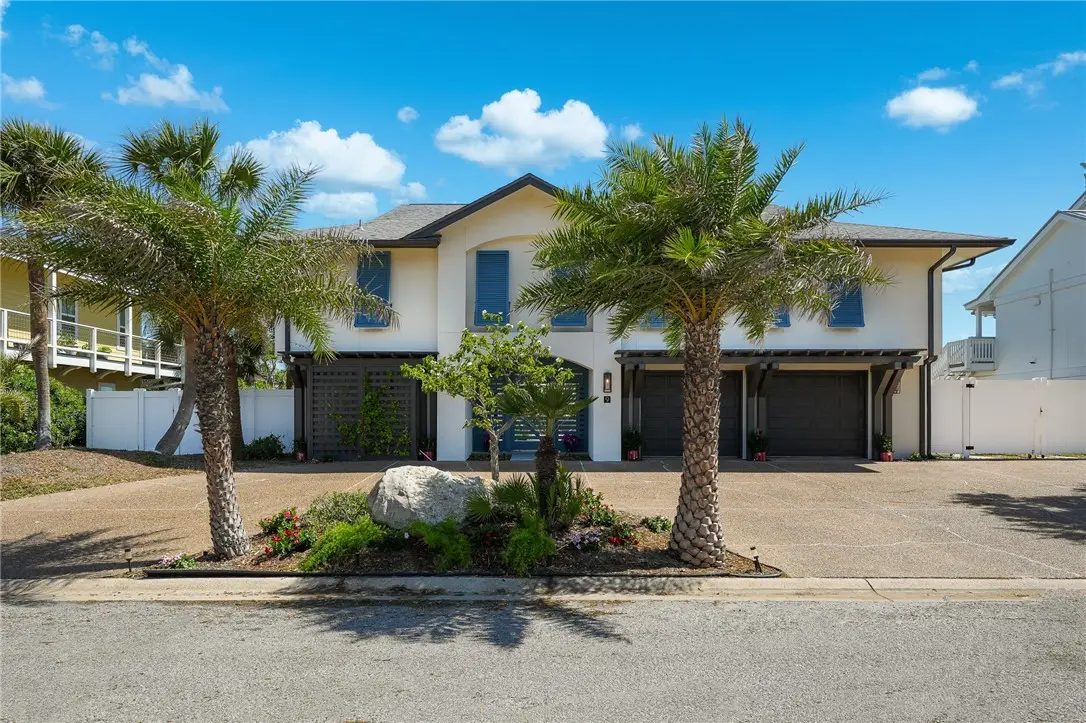9 Albatross Road, Rockport, TX 78382 - #1