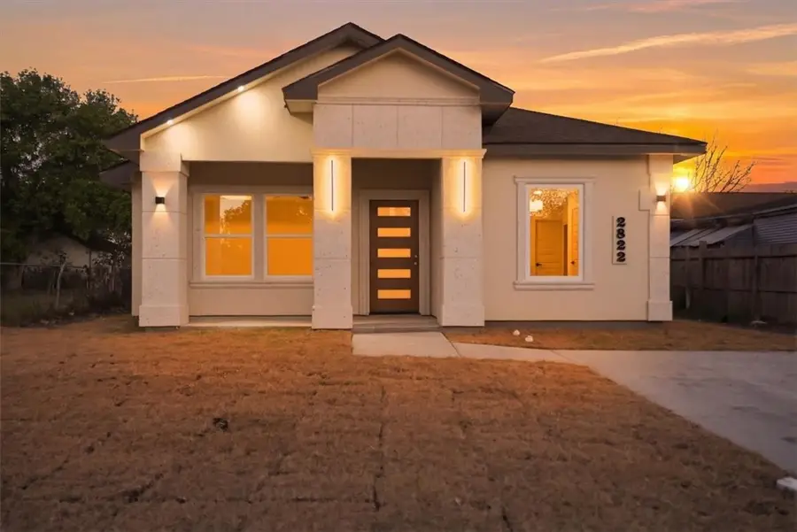 2822 Blake Street, Corpus Christi, TX 78405 - #3