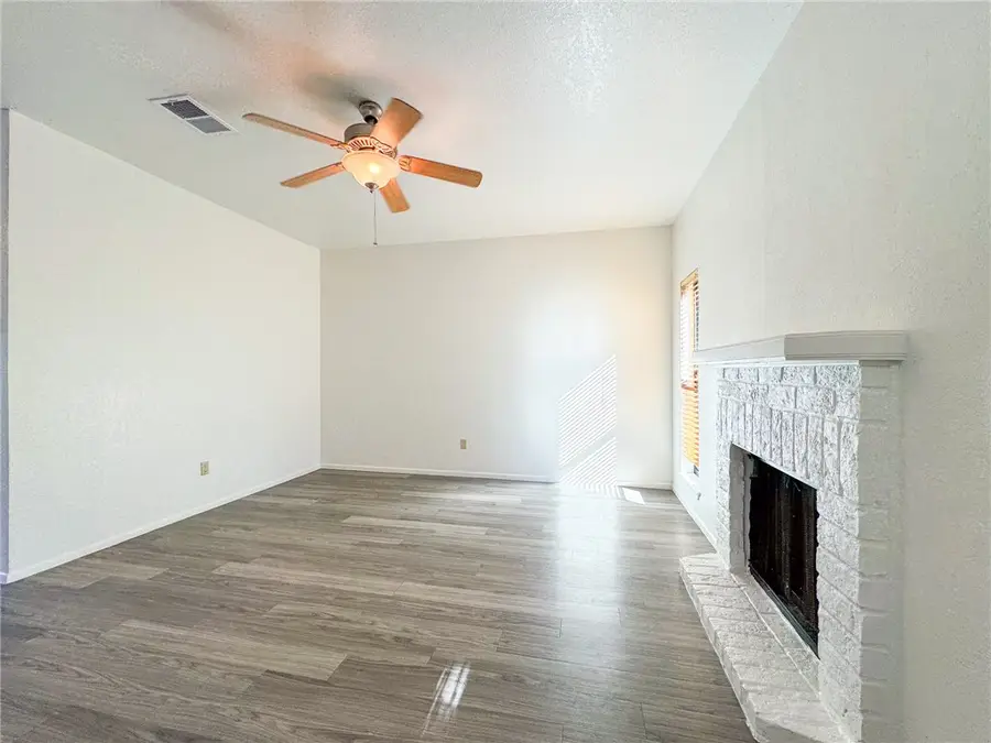 2916 Saint Joseph Street #D, Corpus Christi, TX 78418 - #3