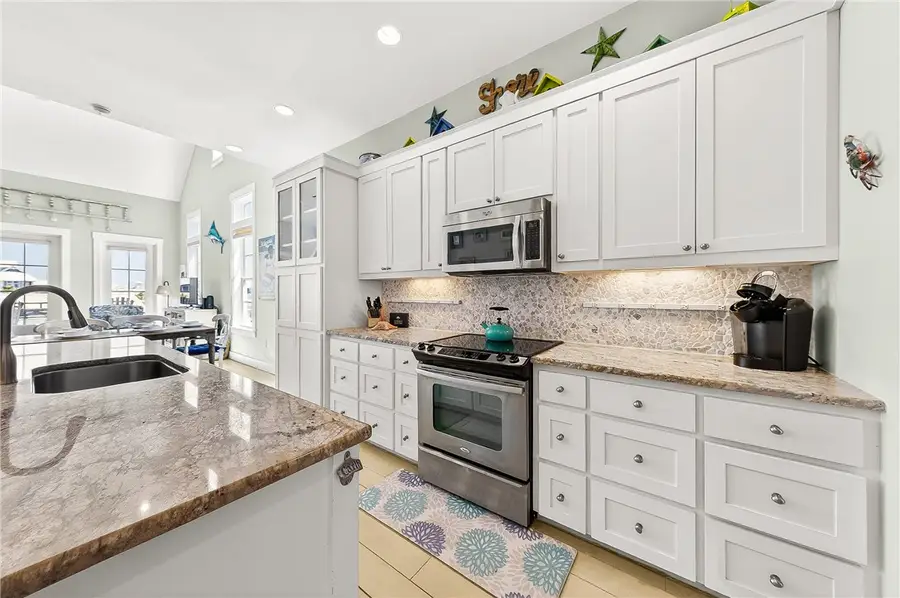 140 Social Circle #3-305, Port Aransas, TX 78373 - #3