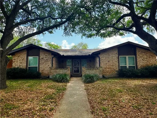 5945 Long Creek Drive, Corpus Christi, TX 78414