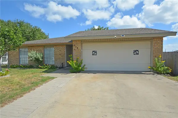 713 Truk Drive, Corpus Christi, TX 78418