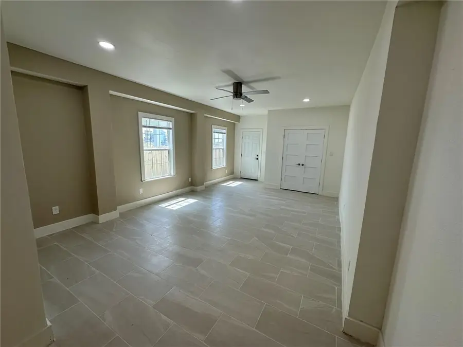 7570 La Concha Boulevard, Port Aransas, TX 78373 - #3