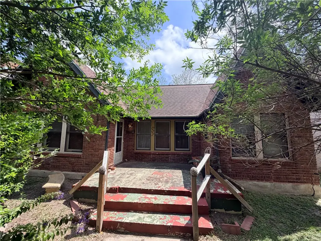 537 Naples Street, Corpus Christi, TX 78404 - #1