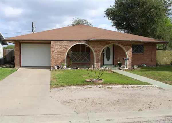 226 E Fairview Drive, Kingsville, TX 78363