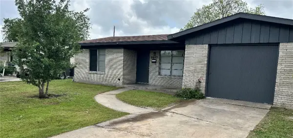 5917 Lucille Drive, Corpus Christi, TX 78412