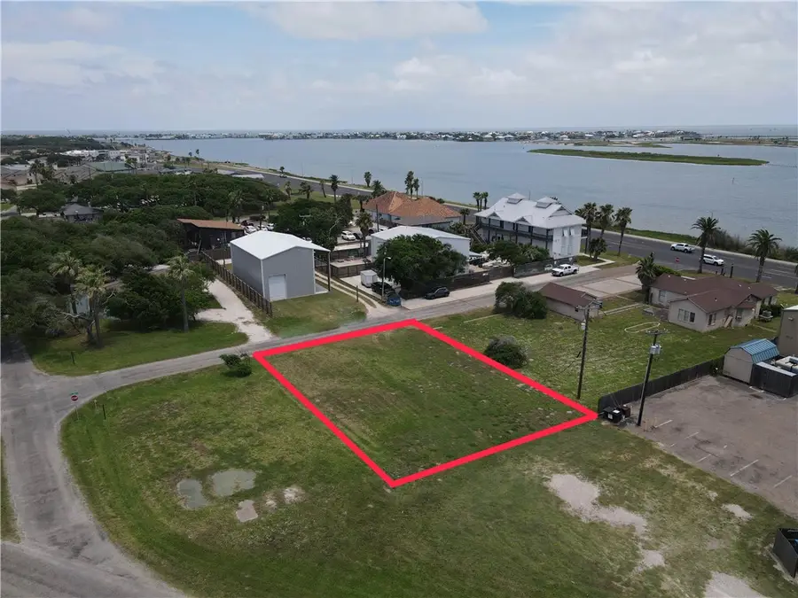 1609 Victoria Avenue, Rockport, TX 78382 - #3