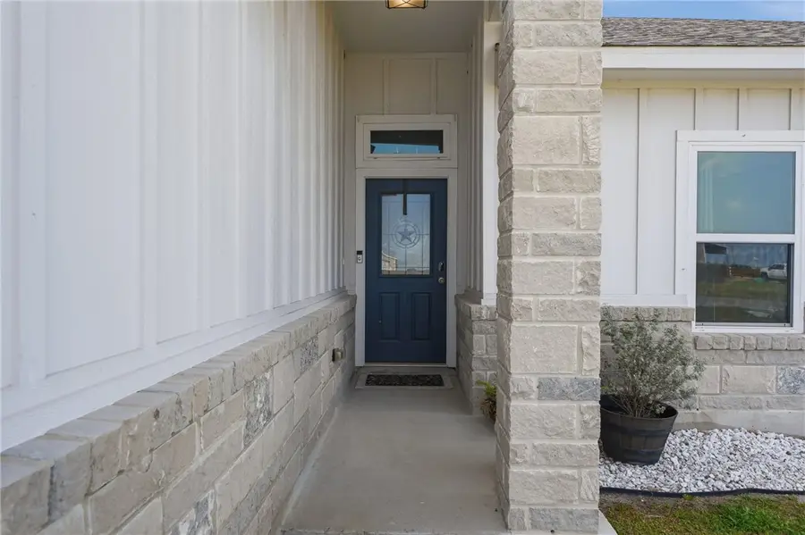 109 Longhorn, Odem, TX 78370 - #3