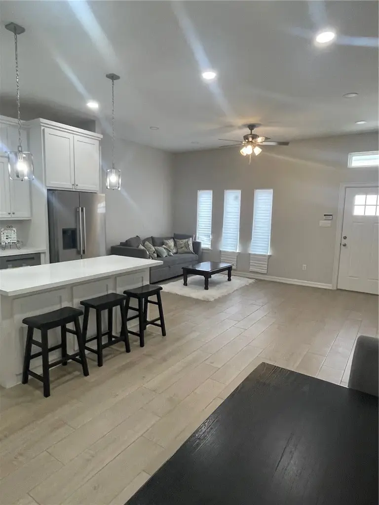 509 W Ragland Avenue, Kingsville, TX 78363 - #3