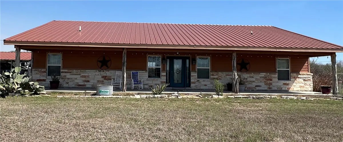 1206 Al Calde De La Bahia, Goliad, TX 77963 - #1