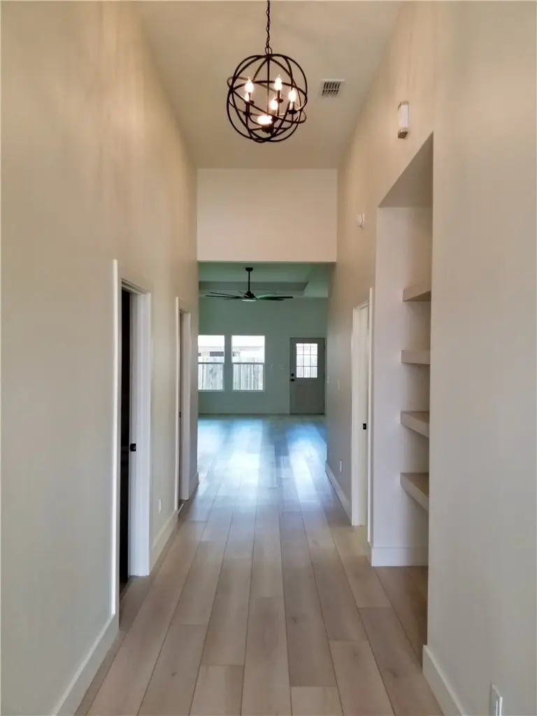 6718 La Salle Drive, Corpus Christi, TX 78414 - #3