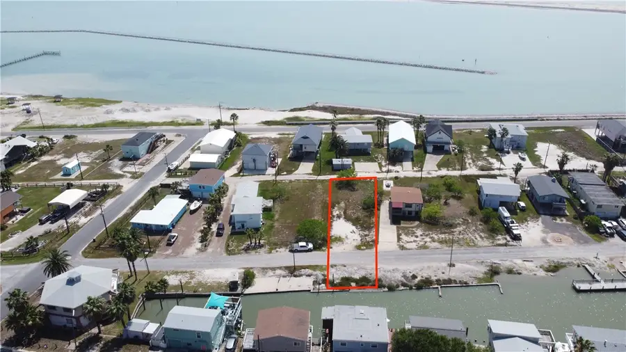 602 S Sandpiper, Ingleside, TX 78362 - #2