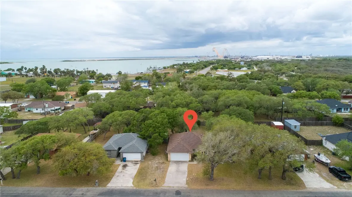 105 Starlight, Ingleside, TX 78362 - #1