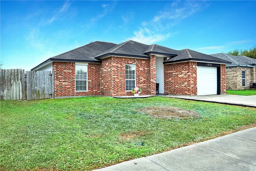 1321 Calle San Carlos, Corpus Christi, TX 78417 - #2