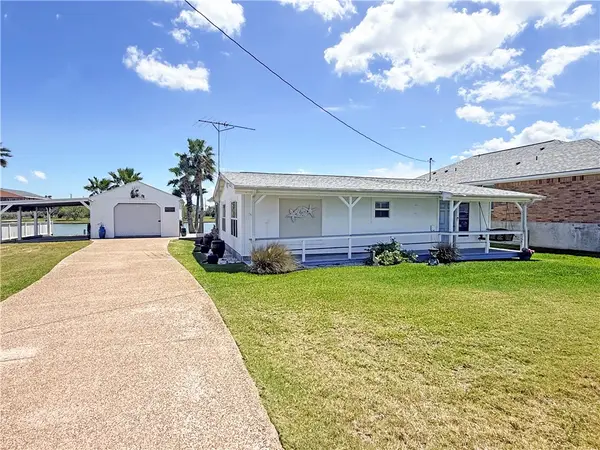 235 Ridge Harbor, Rockport, TX 78382