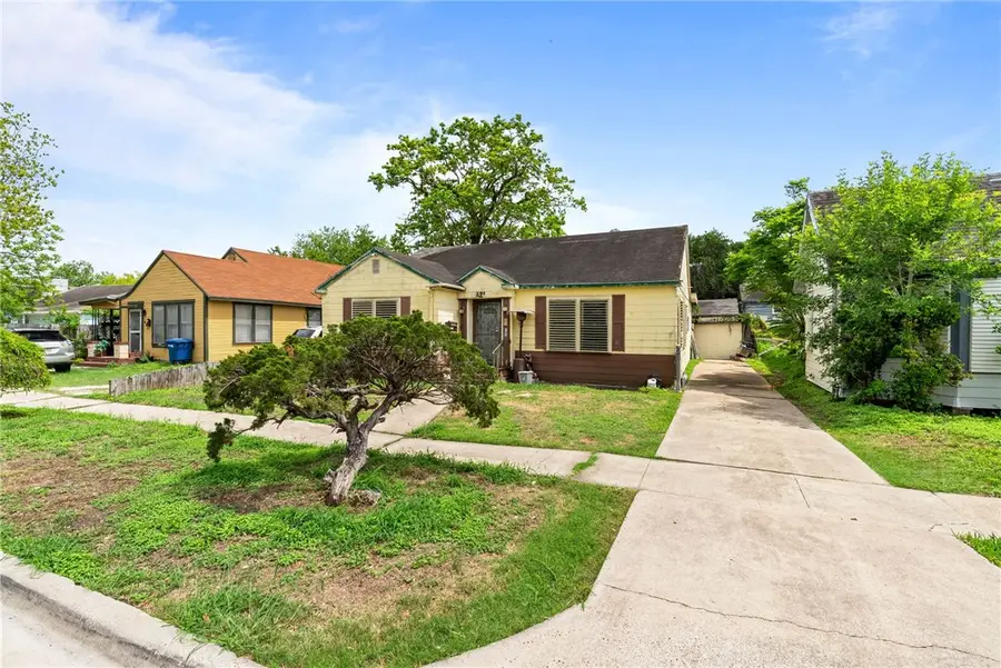 425 Ohio Avenue, Corpus Christi, TX 78404 - #2