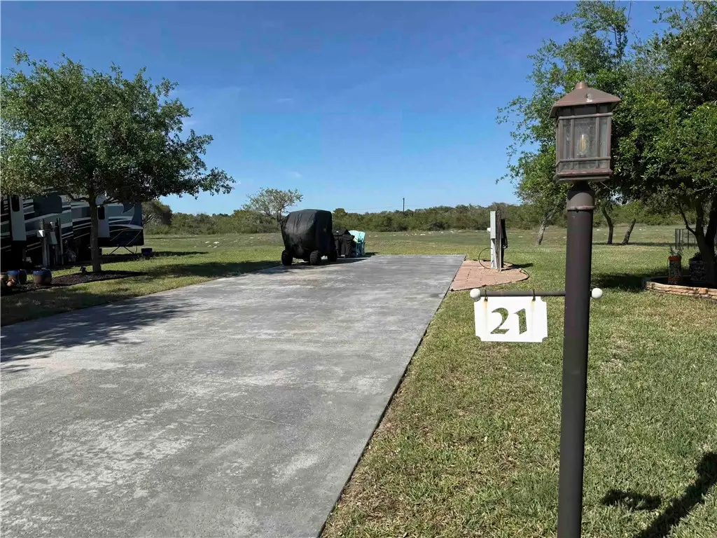 21 Augusta Circle, Aransas Pass, TX 78336 - #1