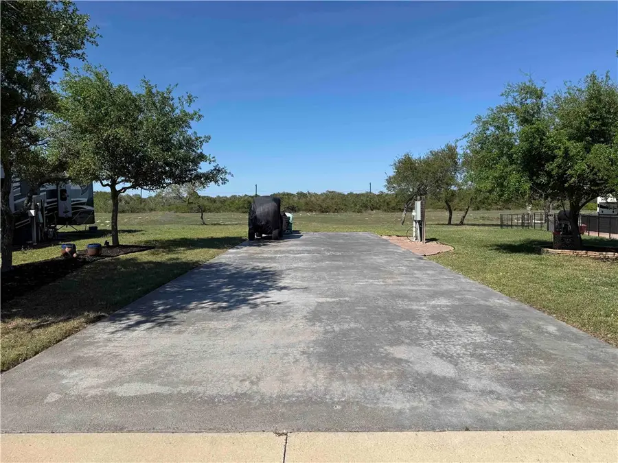 21 Augusta Circle, Aransas Pass, TX 78336 - #2