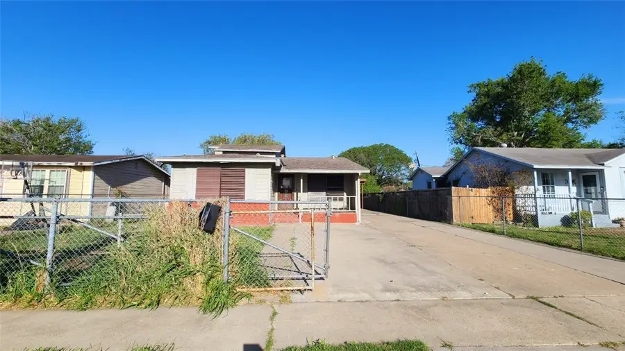 4313 Moravian Drive, Corpus Christi, TX 78411 - #2