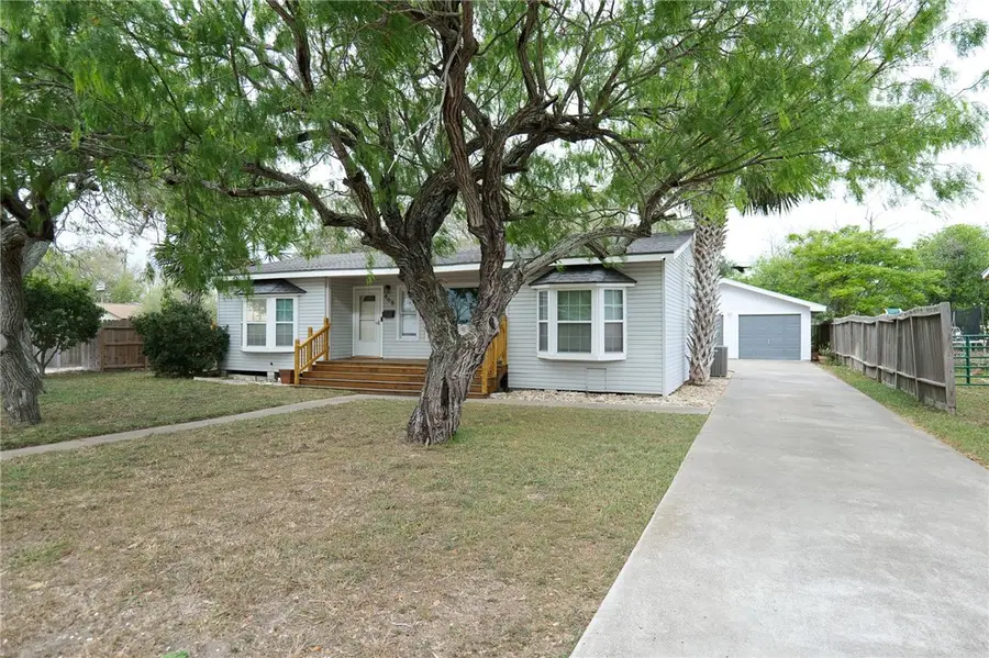 468 Glenmore Street, Corpus Christi, TX 78412 - #3