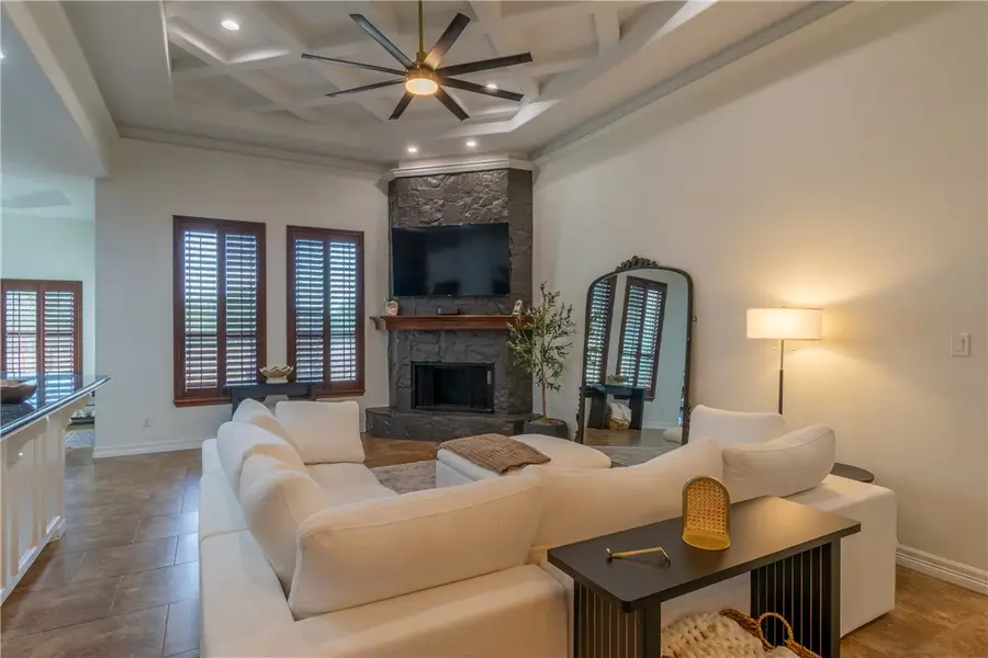 108 County Road 1601 Circle, Alice, TX 78332 - #3