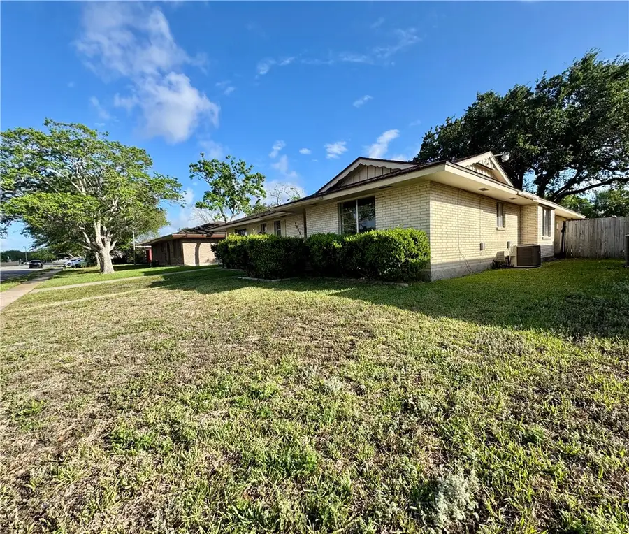 3909 Panama, Corpus Christi, TX 78415 - #3