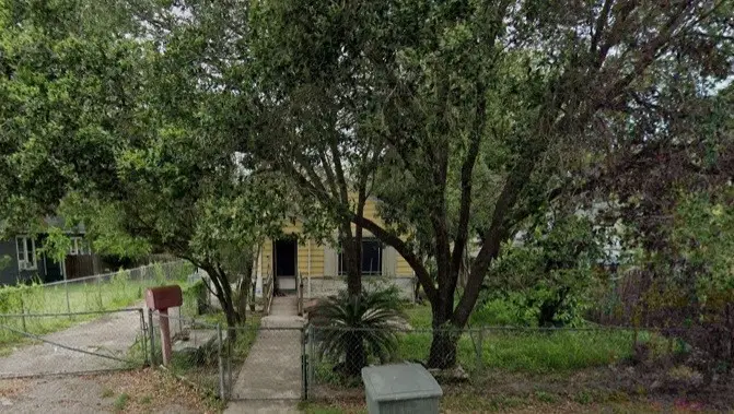 515 E 4th Street, Alice, TX 78332 - #1