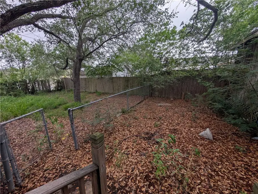 225 Glendale Drive, Corpus Christi, TX 78404 - #3