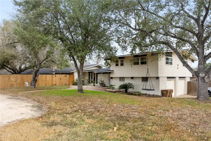 11102 Birdwood, Corpus Christi, TX 78410 - #3