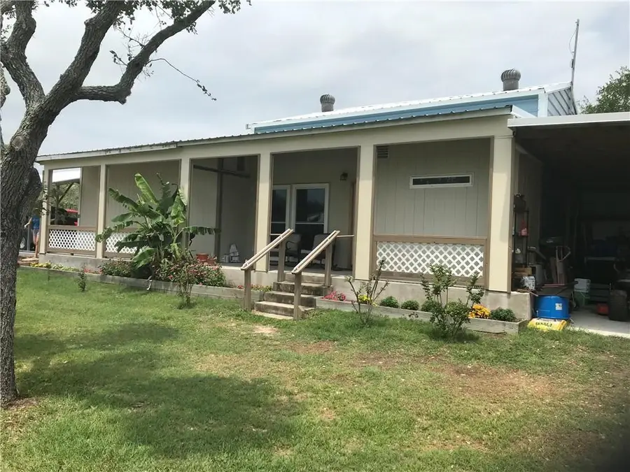 1431 W 12th Street, Rockport, TX 78382 - #2