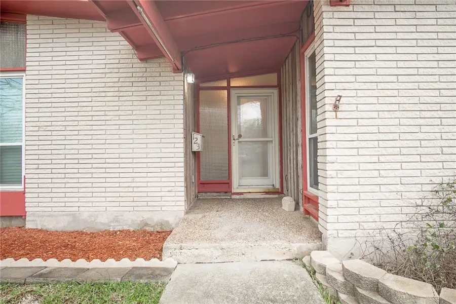 123 E Janin, Portland, TX 78374 - #3