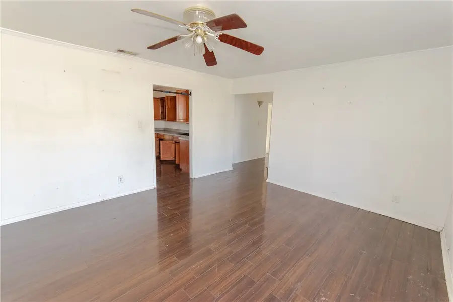 4126 Robinhood Drive, Corpus Christi, TX 78411 - #2