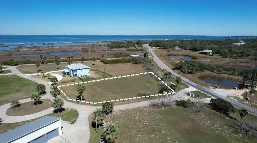 102 Redfish Point Drive, Rockport, TX 78382 - #2